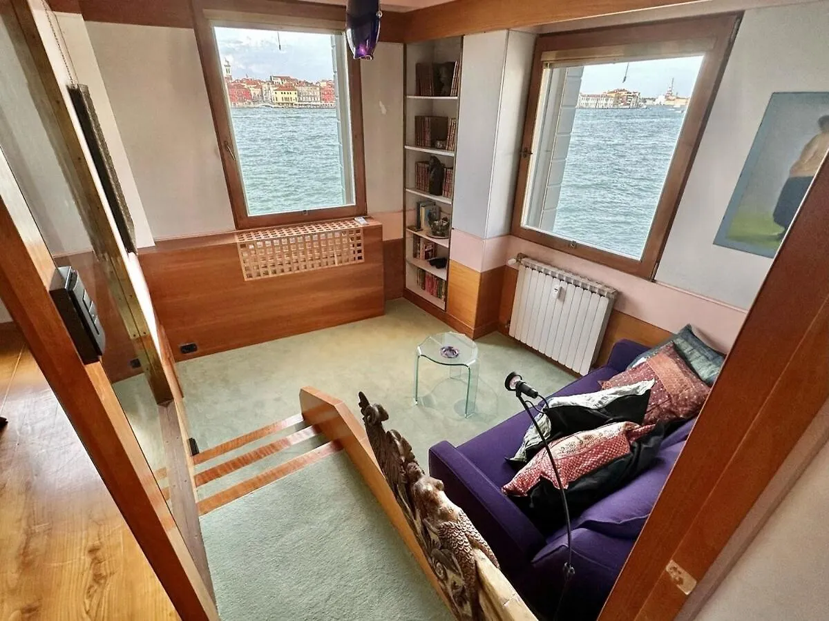 Venezia - Strepitoso Alla Giudecca Venice